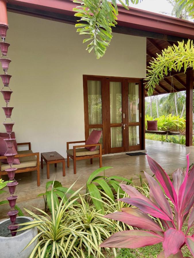 Sanjis The Seaside Cabanas Tangalle Exterior photo