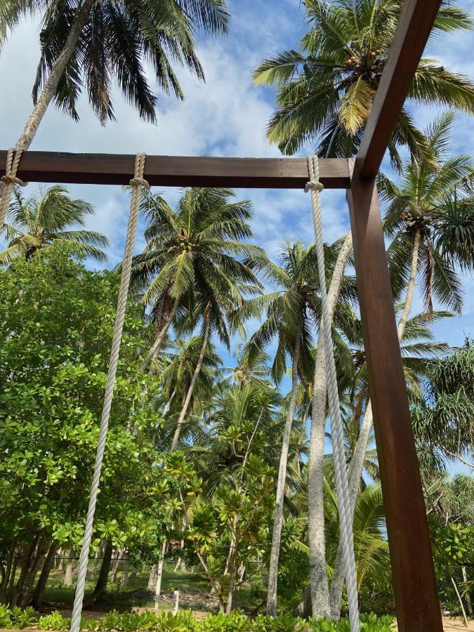 Sanjis The Seaside Cabanas Tangalle Exterior photo