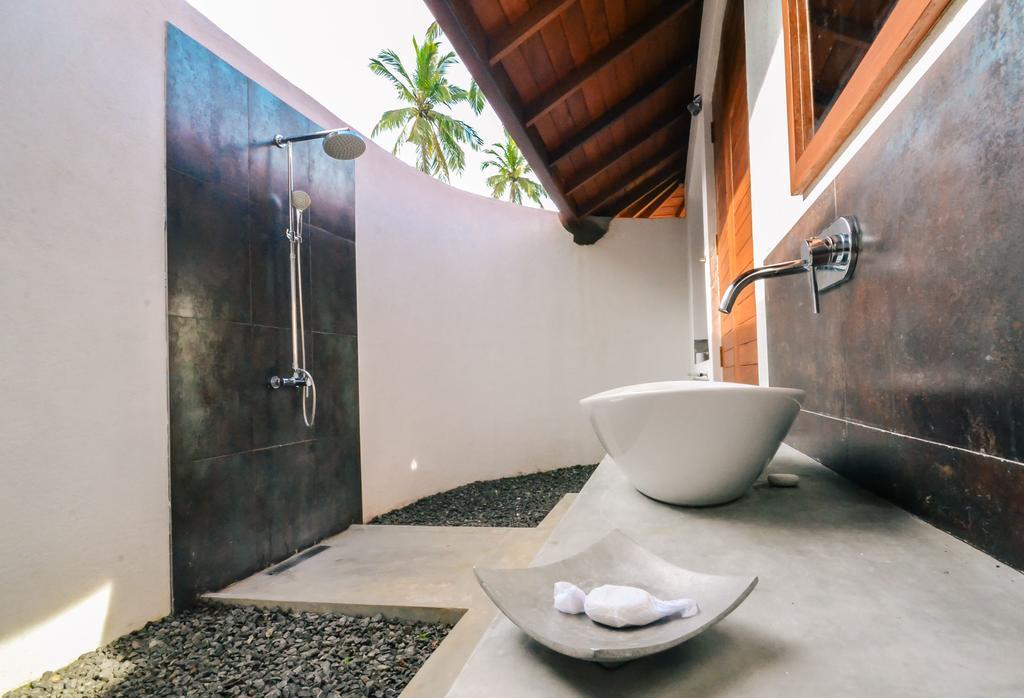 Sanjis The Seaside Cabanas Tangalle Exterior photo
